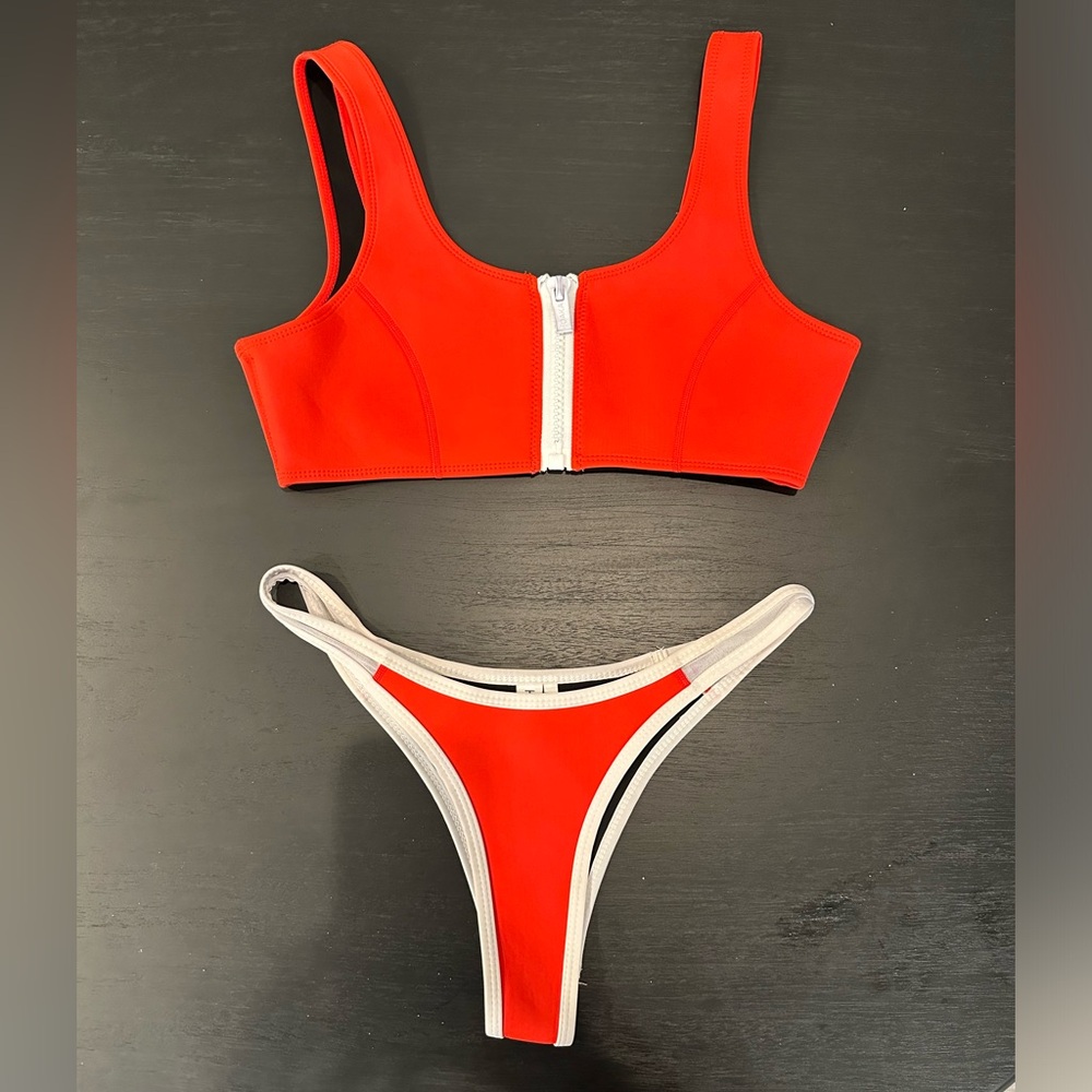 Hoaka ‘Maui’ Red Set